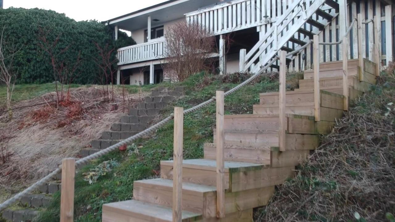 3-Rumslaegenhet I Villa Med Havsutsikt I Bastad Hindbaersvaegen 22 Exterior foto